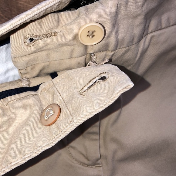 TALBOTS size 6 tan Bermuda khaki chino shorts - Picture 8 of 9